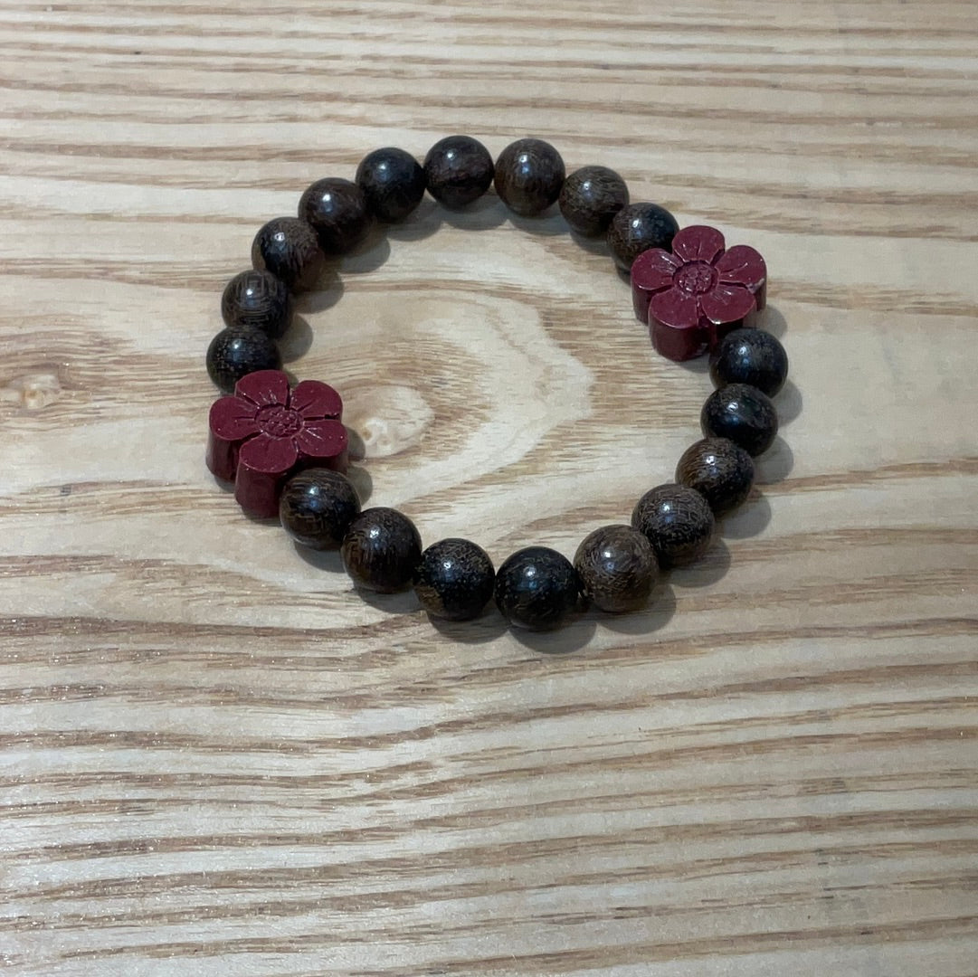 EAST POINT-沉香硃砂手串(兩粒大櫻花)